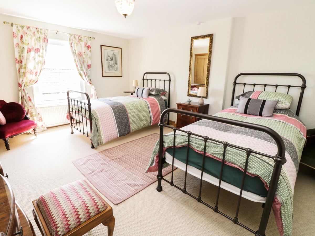Auburn House Villa Nawton Dış mekan fotoğraf